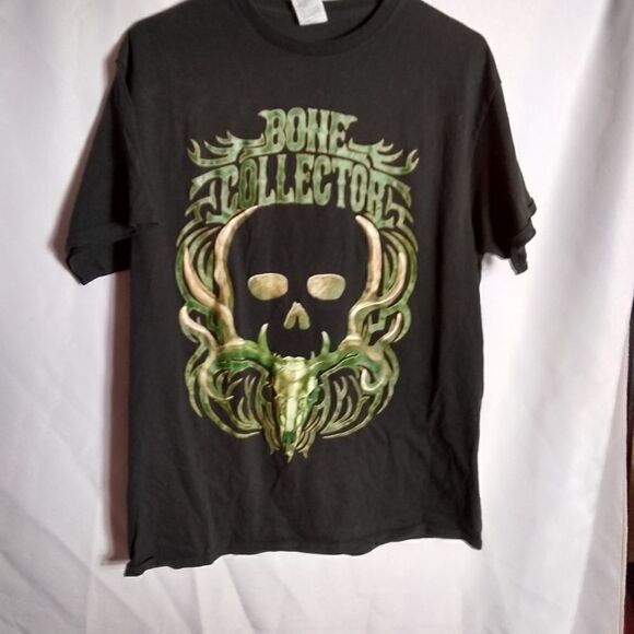 Bone Collector tee  - Picture 1 of 5